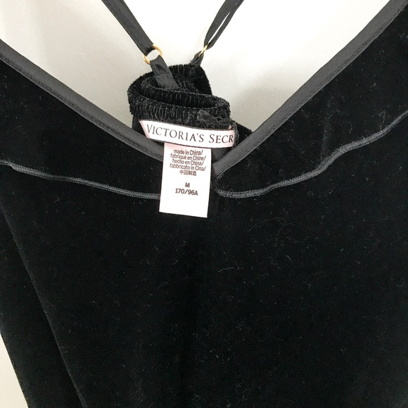 Victoria’s Secret Black Velvet Romper Size M - Picture 5 of 5